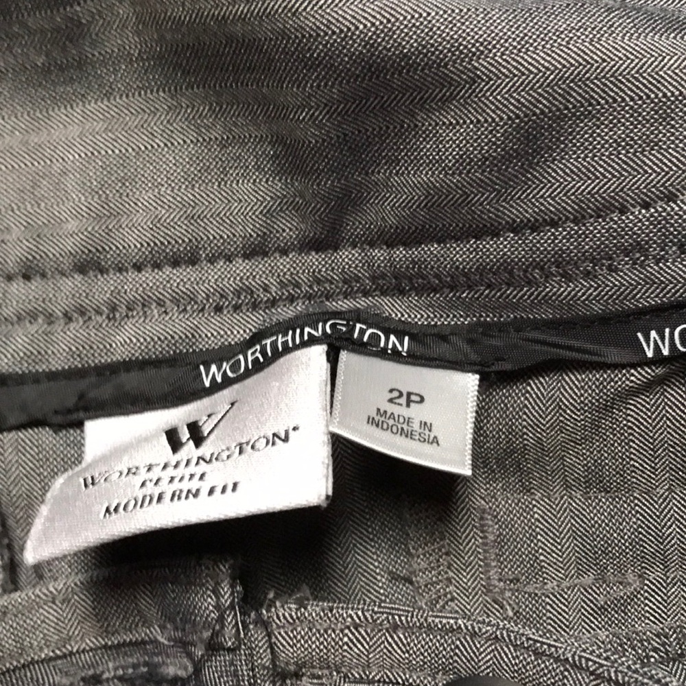 Dress pants - Picture 3 of 3